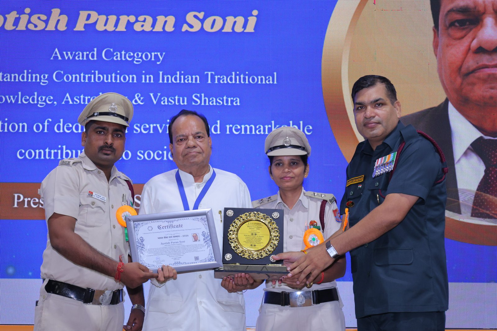 Award Ceremony L2